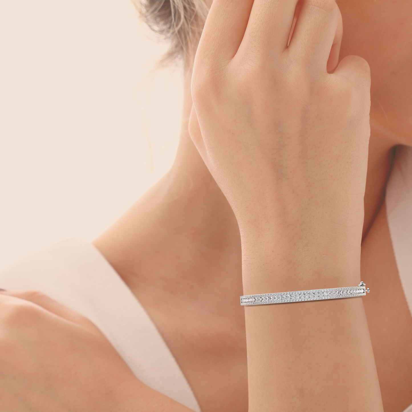 Luminous Channel Bangle